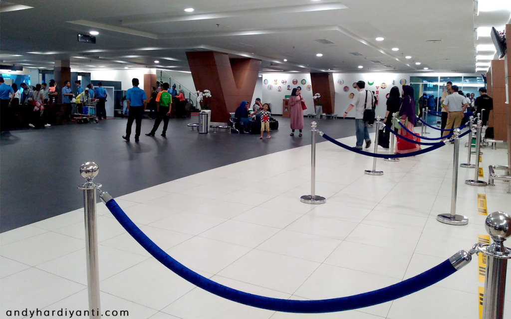 andyhardiyanti-bandara-husein-sastranegara-bandung-02